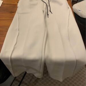 NWT Men’s Nike Tech Fleece Loose-Fit Open Hem Pants Size XL